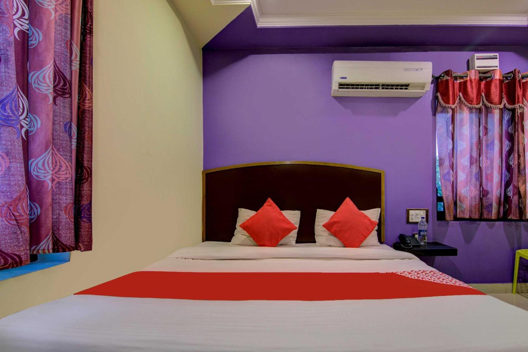 Hotel O K S N Residency Pedda Waltair Ngoại thất bức ảnh